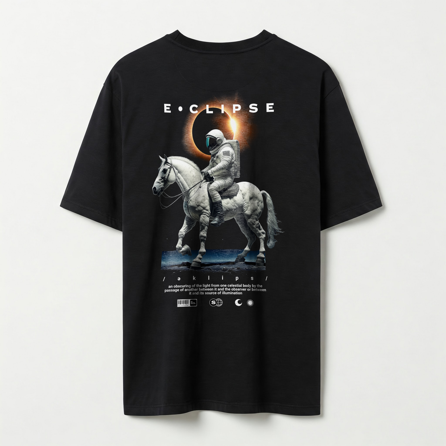 ECLIPSE OVERSIZED TSHIRT